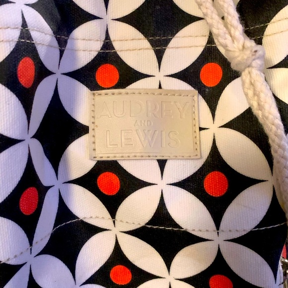 5/$25 Audrey and Lewis backpack tote! - Picture 2 of 5